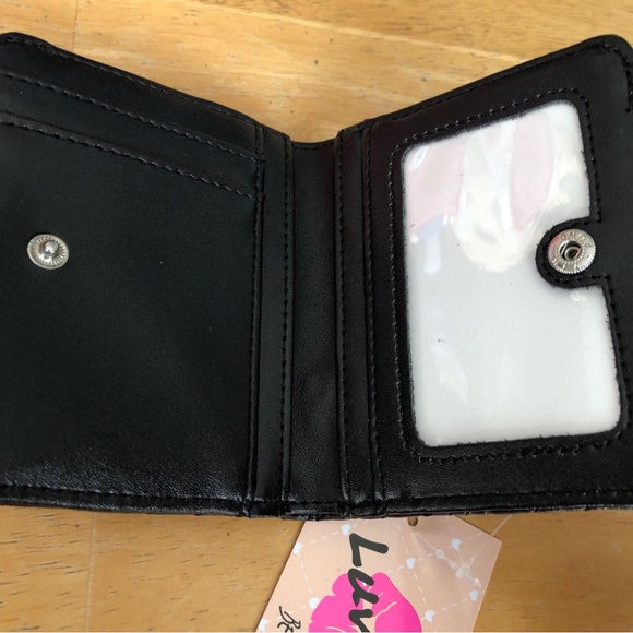 Betsey Johnson Luv Betsey Snap Card Wallet Black Tonal Stitched Rose Pattern NWT - Picture 10 of 16